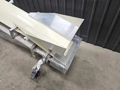Used Belt Conveyor, 17’’ Wide X 166’’ Long, Pneumatic Side Shift 🔴 Liquidation Sale – All Offers Considered