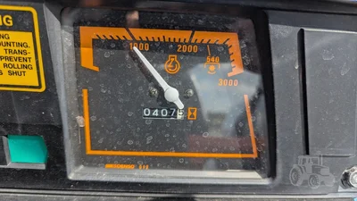 USED 1990 FORD 2120