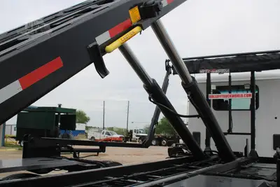 Used 2027 PETERBILT 548 Rolloff Trucks Texas US | Roll Off Truck World #1491958