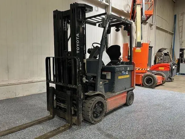 Used 2018 TOYOTA 8FBCU32 Misc Forklifts Illinois US | Somerset Equipment Sales #1542923