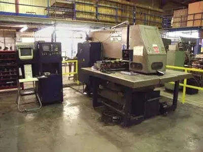 USED LVD BETA 20 TON CNC
