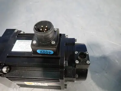 USED YASKAWA ELECTRIC SGMSV10D3A61