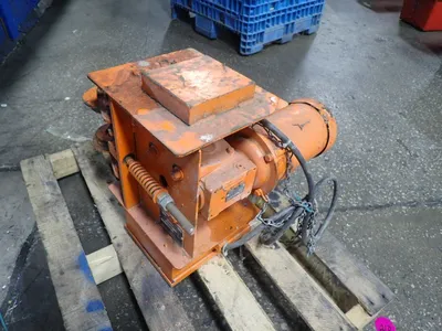 Saturn Engineering 1000 Lbs Monorail Drive Tractor
