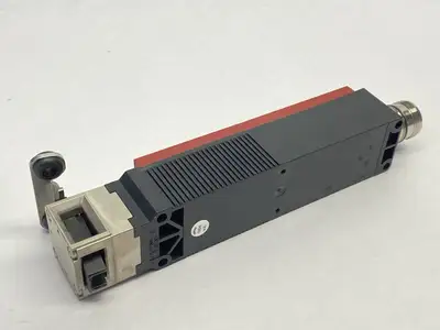Used EUCHNER TRANSPONDER-CODED INTERLOCK SAFETY SWITCH Relays & Switches | Maverick Industrial Sales #1111073