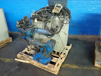 USED 2011 YASKAWA MOTOMAN MH6