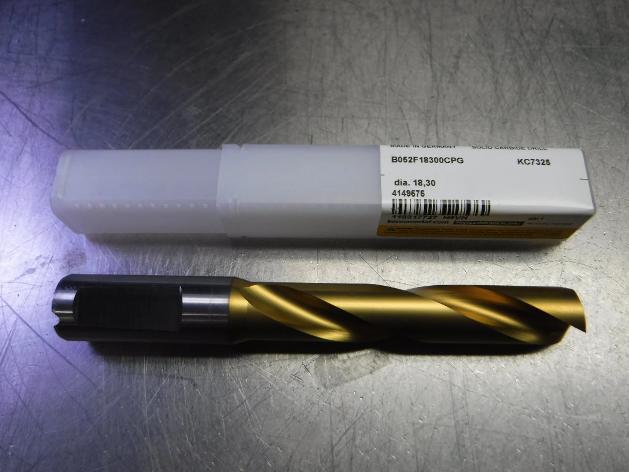Kennametal 18.30mm Coolant Thru Carbide Drill B052F18300CPG KC7325 (LOC1733A)