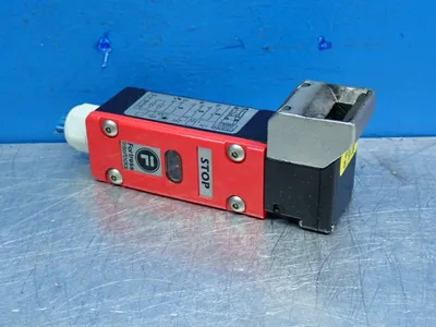 Used FORTRESS INTERLOCKS ATHSTOP024X003 Relays & Switches | HGR 24 #739175