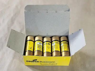 NEW BUSSMANN LPJ-5SP