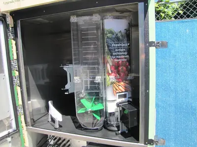 USED CHOWBOTICS SALLY01
