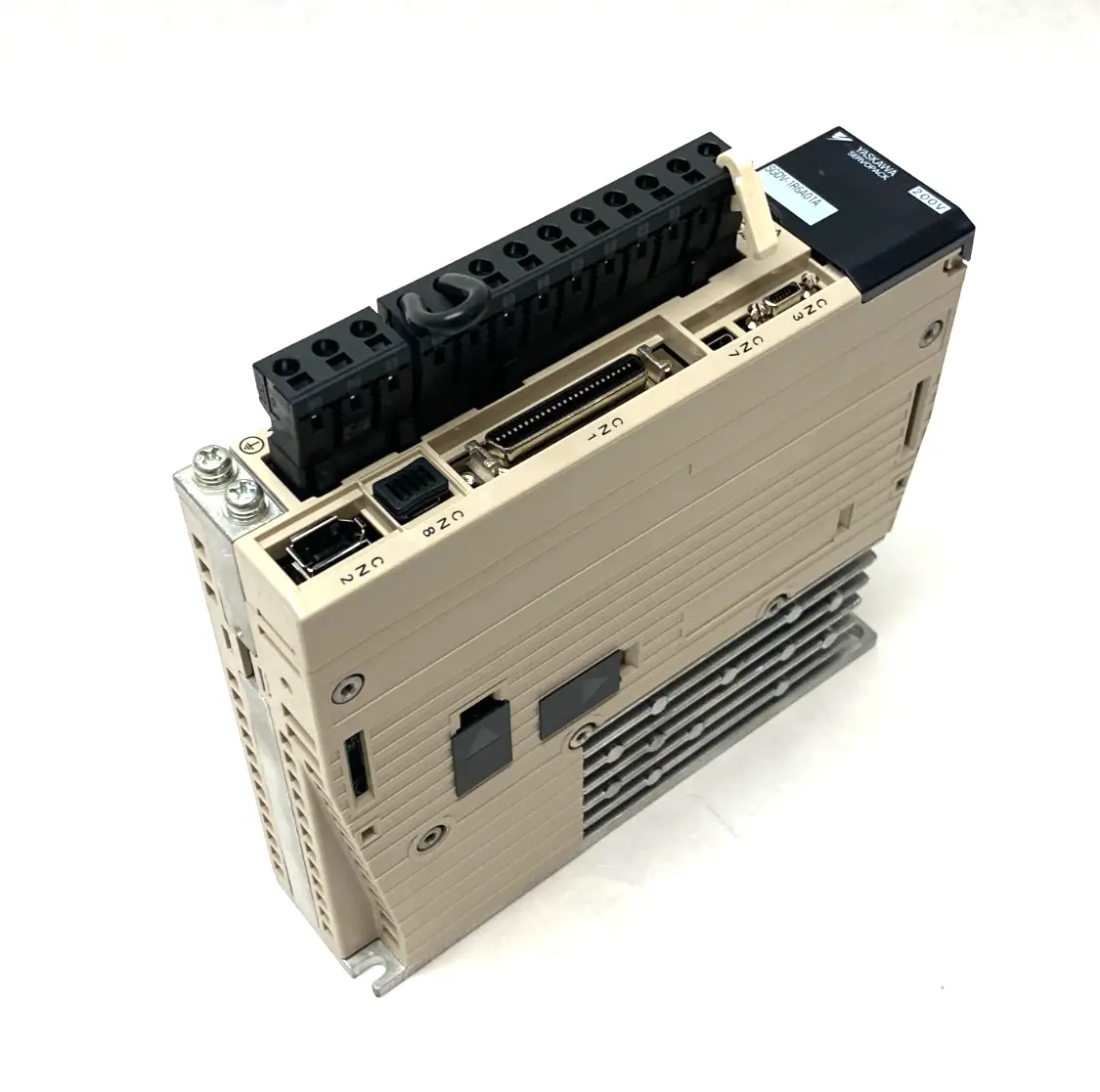 Yaskawa SGDV-1R6A01A Sigma-5 Servopack Amplifier - New Other