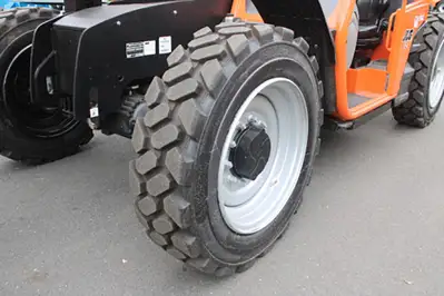 Used 2019 JLG 742 Telehandlers New York US | United Lift #1446469
