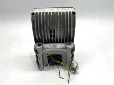 USED LENZE DECENTRALIZED DRIVE W/ E84DGVN1E 8400 MOTEC