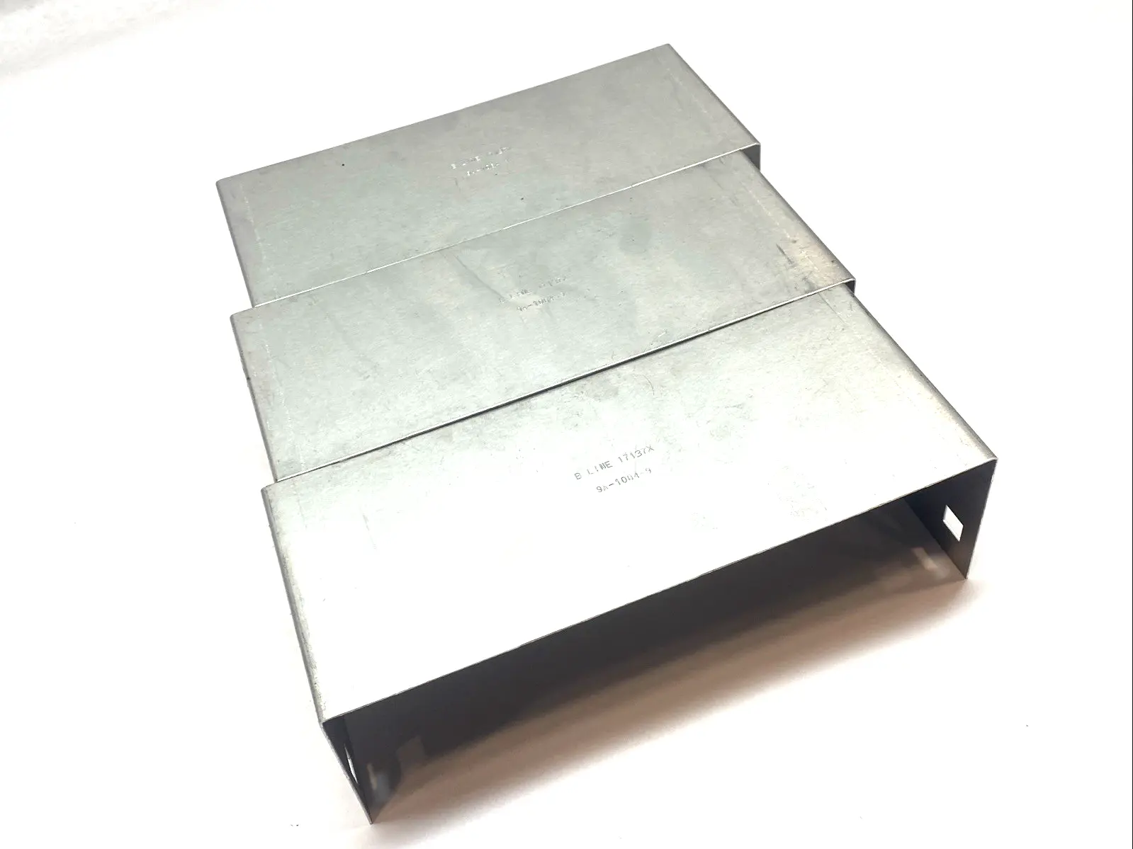 USED COOPER B-LINE ALUMINUM BLIND END PLATE LOT OF 3