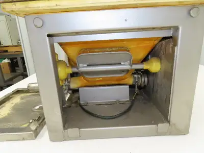 Accu-Rate Volumetric Screw Feeder 1" Auger Stainless Hopper 18x18" 90VDC