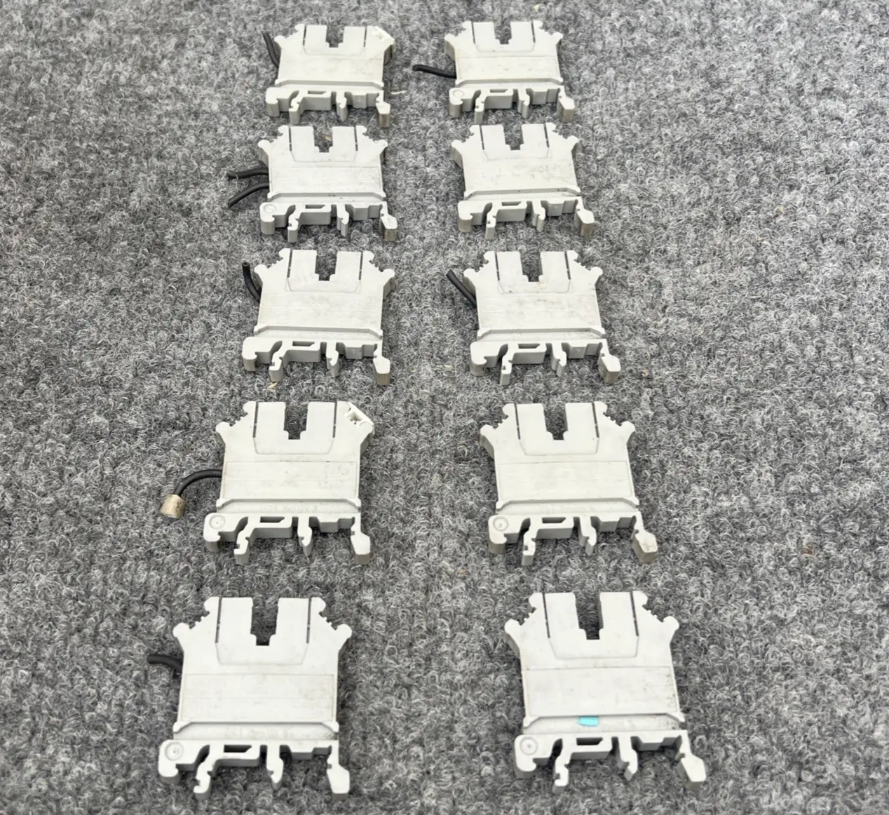 Used Phoenix Contact VDE-0611 Terminal Blocks California US | Davliegogo LLC #1705861