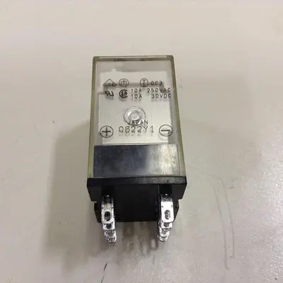 USED OMRON MY2N-D2