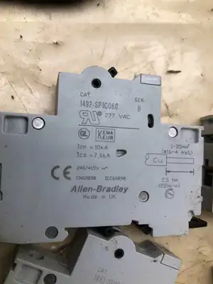 Allen-Bradley 1492-SP1C060/SP1C100 10A/6A Single Pole Circuit Breakers -Lot of 5