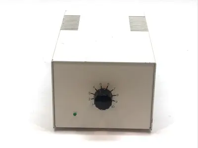 Used Leica Fiber Optic Light Source 115V/230V 60W 50-60Hz 0.8 AT/0.4 AT Light Source Equipment Michigan US | Maverick Industrial Sales #1393522