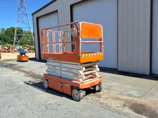 Used 2017 Snorkel S4732E Scissor Lifters North Carolina US | Stack Equipment #1080329