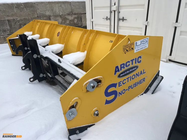 Used ARCTIC SECTIONAL SNOW PUSHER 13'6" Plow Blades Indiana US | Miedema Asset Management Group #1424763