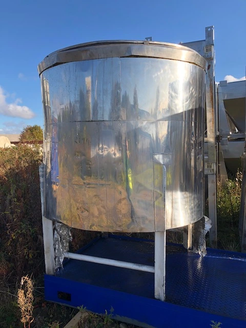 Used _UNKNOWN_ 2200 LITRE Stainless Steel Tanks New Jersey US | Perry Equipment #120938