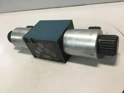 USED BOSCH 0 810 001 776