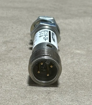NEW Balluff BES 516-324-G-E5-C-S 4