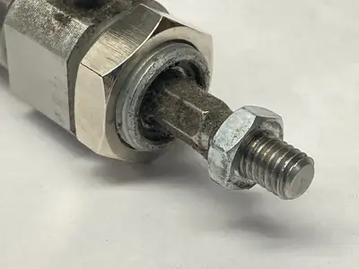 CM2KB20-25AZ | SMC  Round Body Pneumatic Cylinder 20mm Bore 25mm Stroke - Used
