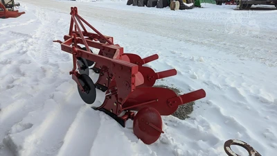 USED MASSEY FERGUSON 66