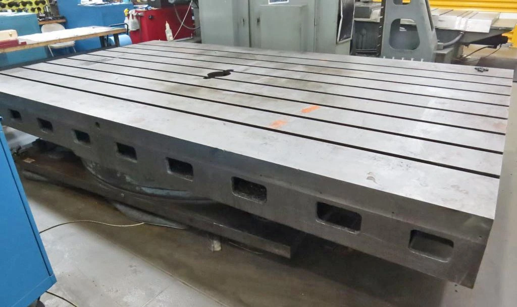 USED GIDDINGS & LEWIS WORKING SURFACE OF TABLE: 8’ X 14’