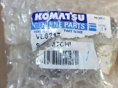 NEW KOMATSU VL6217