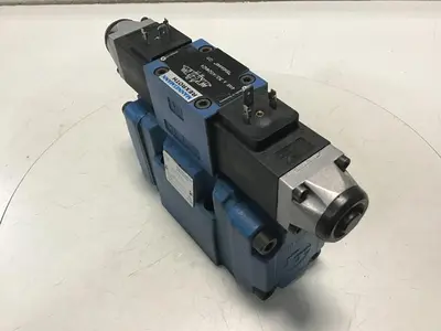 USED REXROTH 4WE10E446AG24NTZ4