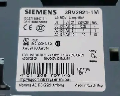 USED Siemens Sirius 3RV2011-1DA10 Circuit Breaker w/3RV2921-1M Module