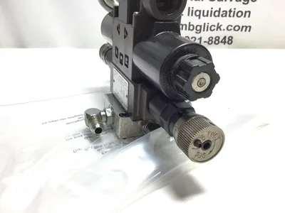 Nachi SS-G01-C5-FR-E115-E30 Wet Type Solenoid Operated Directional Control Valve
