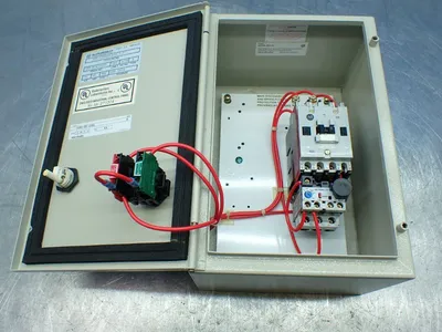 New | in-Stock ALLENBRADLEY 109130PN3A1H17 Starters | HGR 24 #748030