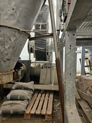 USED HOSOKAWA TWO-STAGE PLASTIC SHREDDING AND GRANULATION SYSTEM
