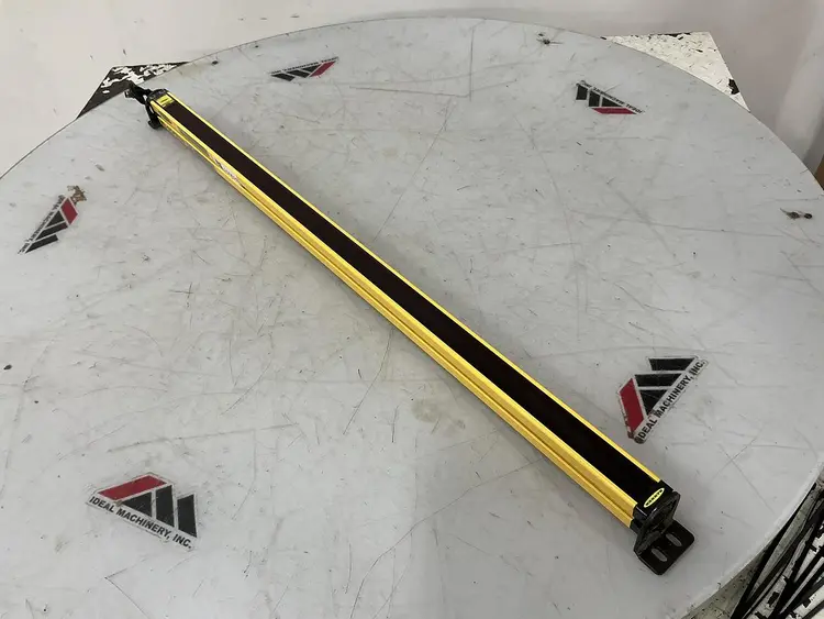 Used BANNER ENGINEERING SLSE30-900P8 Light Curtains & Grids Michigan US | Ideal Machinery #689440