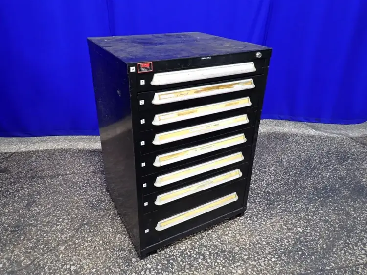 Used LYON _UNKNOWN_ Cabinets Ohio US | HGR 24 #1134099