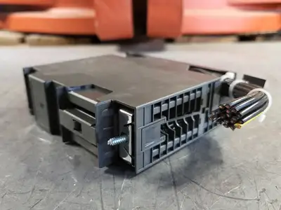 USED SIEMENS 6ES7 321-1BH02-0AA0