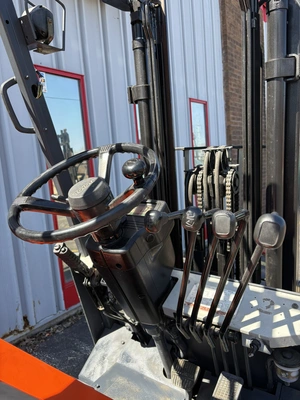 USED 1999 TOYOTA 5FBCU15