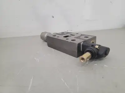 Hydraulic Valve Section 1235, 10201