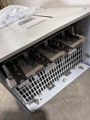 NEW Schneider Electric ATS48C48Y