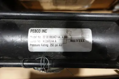 PALLET OF ASSORTED HYDRAULIC REPLACEMENT PARTS