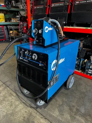 2014 MILLER DIMENSION 452 Mig Welders | Direct Industrial (1)