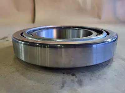 NEW SKF 30219 J2