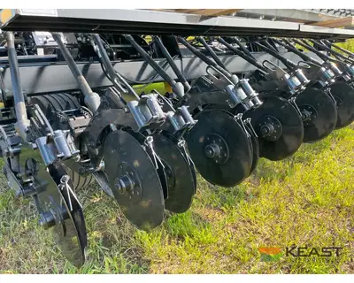Used CRUSTBUSTER _UNKNOWN_ No-Till Drills Iowa US | Keast Enterprises #1360182