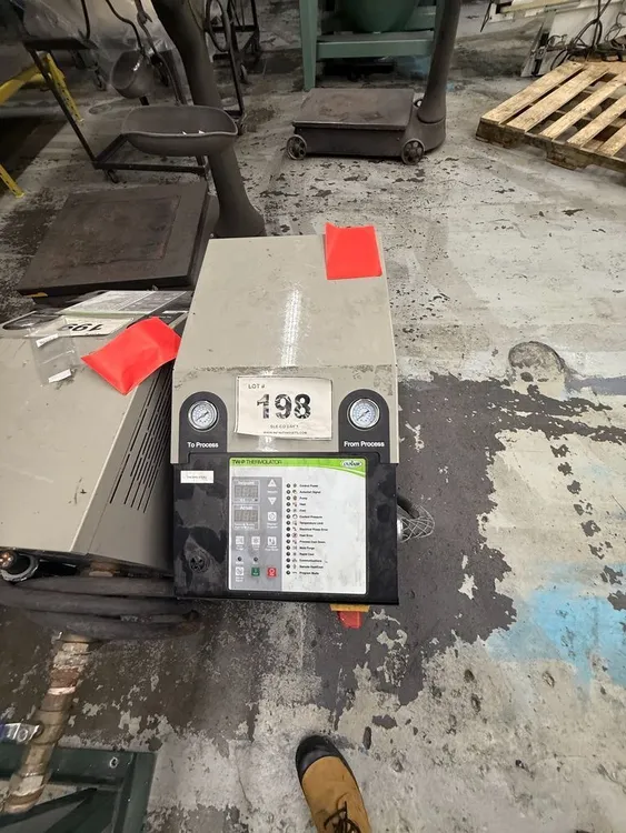 Used CONAIR TW-P THERMOLATOR Temperature Controls CA | INJECTION DEPOT #238196