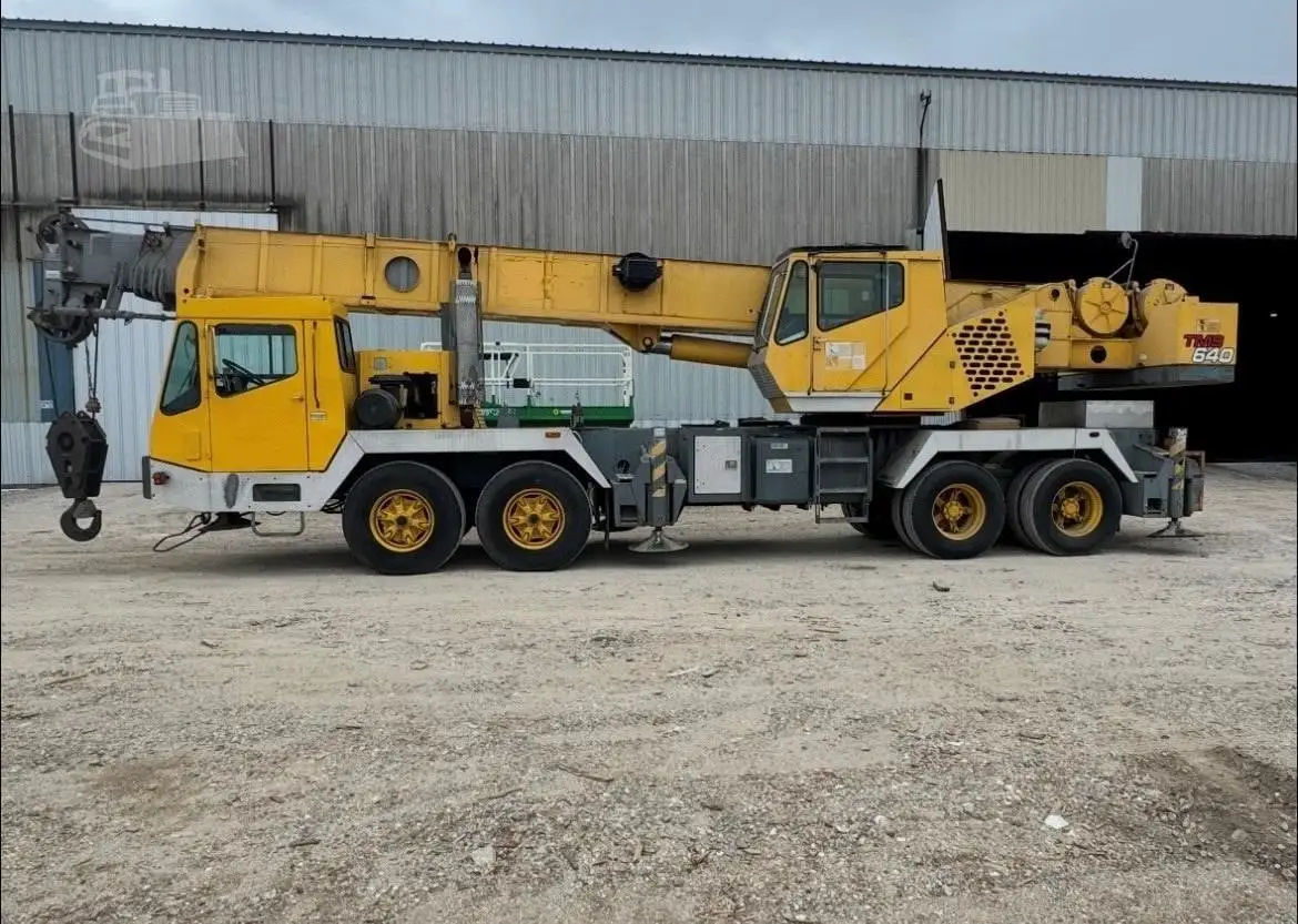 Used 2000 GROVE TMS640 Truck-Mounted Cranes Alabama US | Big D Heavy Equipment #1556996