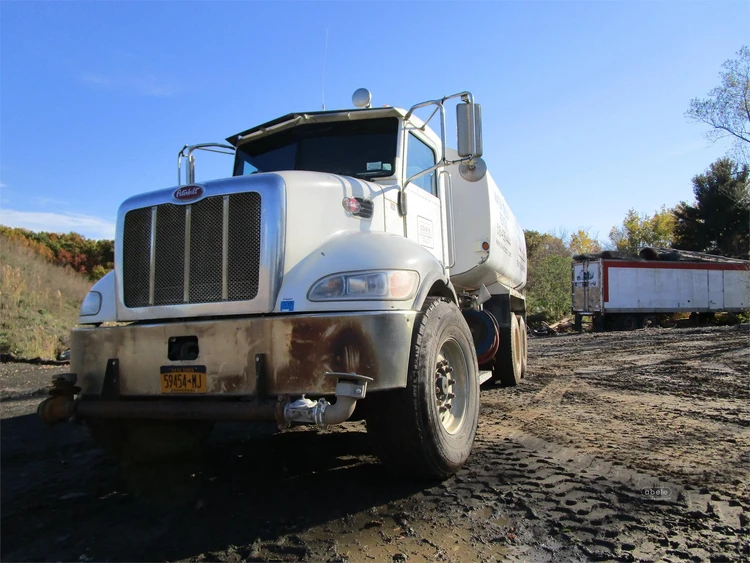 Used 2007 PETERBILT 340 Water Trucks | Abele Tractor #1343008