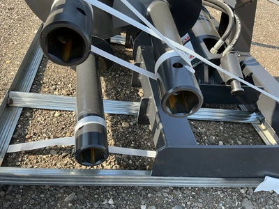 New JCT Hydraulic Auger Skid Steer Attachment, Universal Quick Attach, comes with 8”, 12”, and 18” a...
